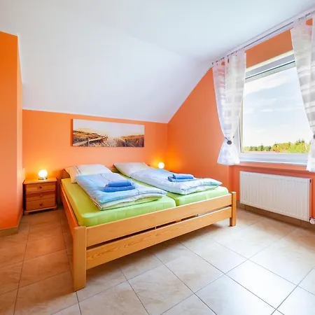 Pod Mewami דירה סיאנוז'טי